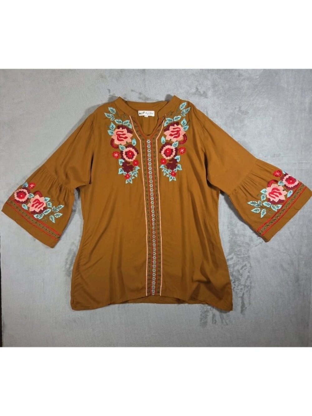 Angel Heart Boutique Brown Tunic Large Floral Embroidered Bell Sleeve